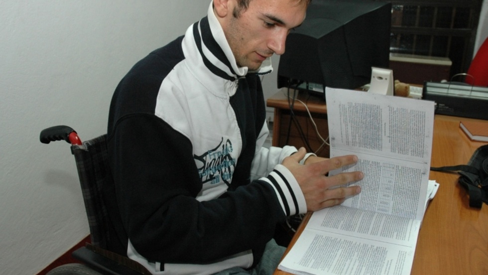 Izmjenom Pravilnika omogućiti ravnopravno zapošljavanje osoba s invaliditetom