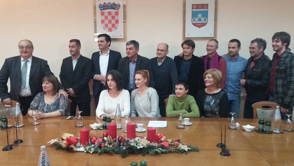 Župan Šišljagić primio glumce i djelatnike HNK Osijek