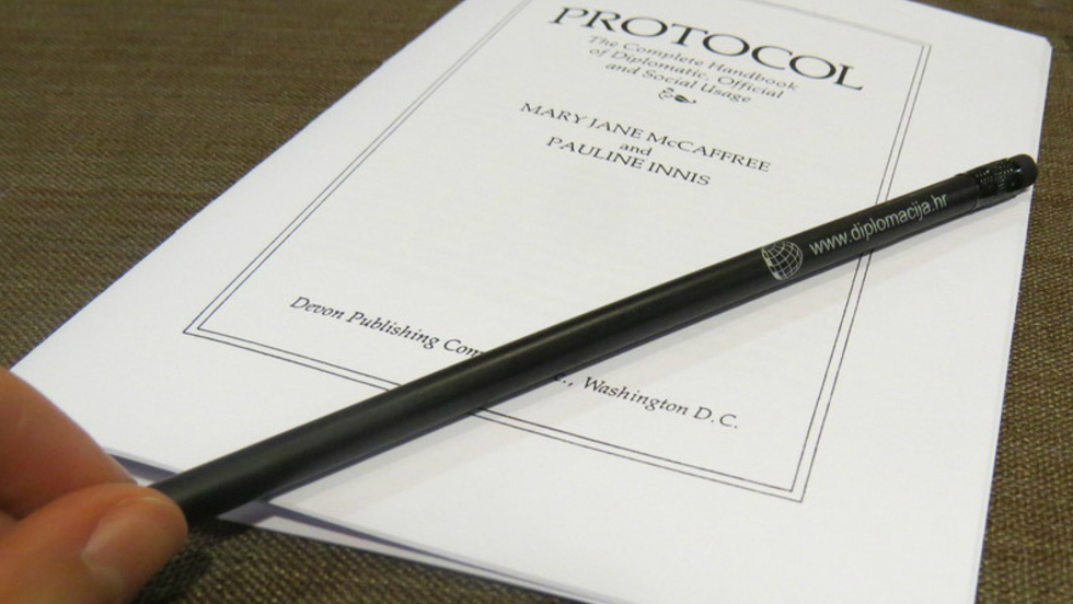 Otvorene prijave za seminar „Upravljanje protokolom“