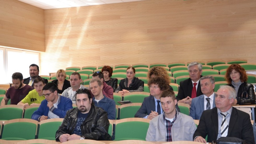 Ministar Predrag Šustar u radnom posjetu Šibensko-kninskoj županiji