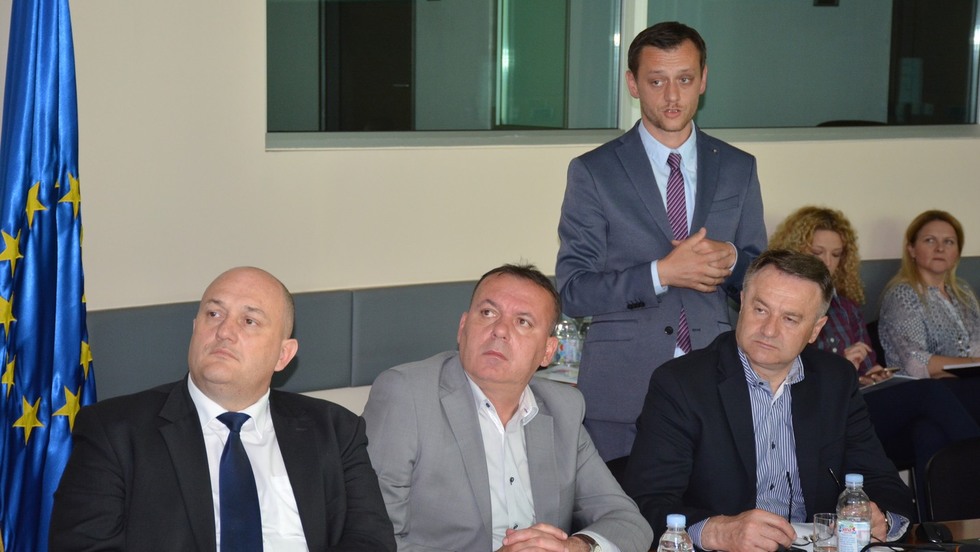 Ministar Tolušić na radnom sastanku sa županima