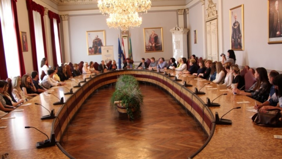 U Požeško-slavonskoj županiji uspješno završen projekt "Obrazujmo se zajedno II"