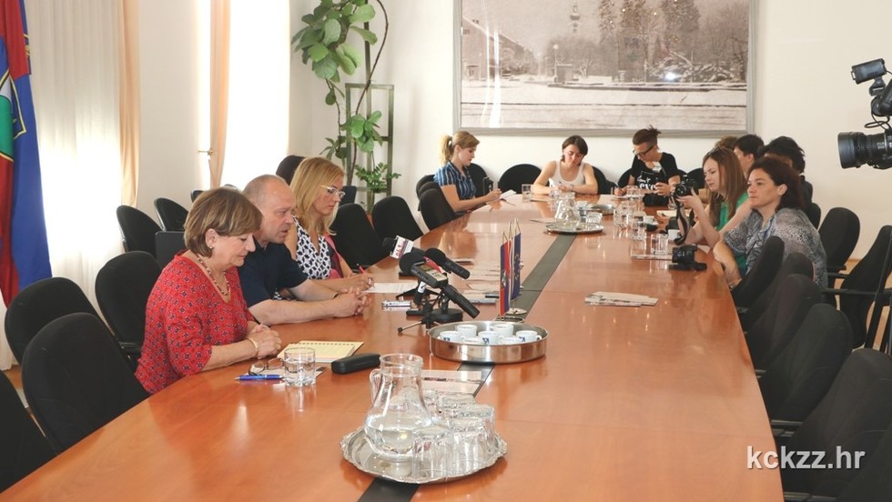 Uskoro 10. Međunarodni festival folklora "Iz bakine škrinje"