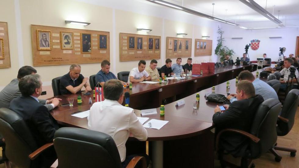 Župan Štromar čestitao Ludbreškim robotičarima