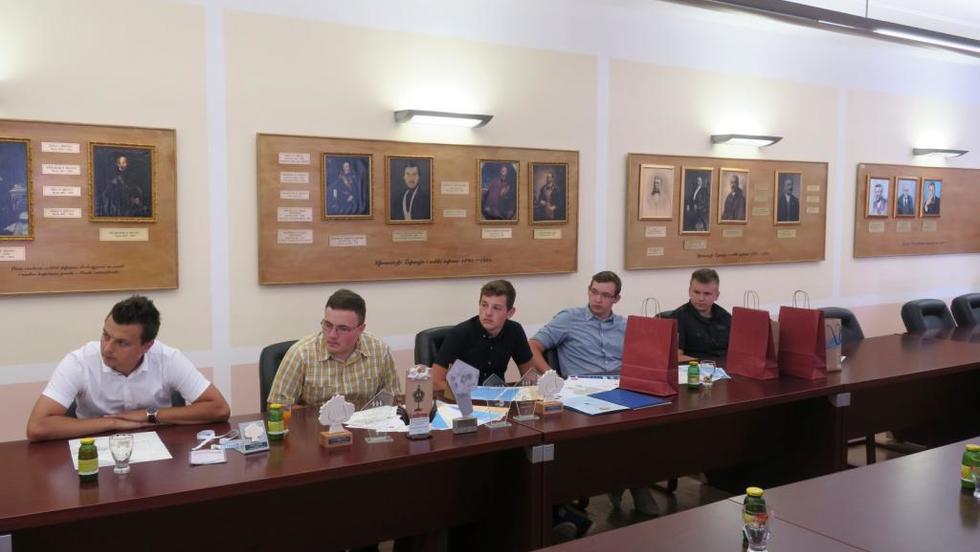 Župan Štromar čestitao Ludbreškim robotičarima