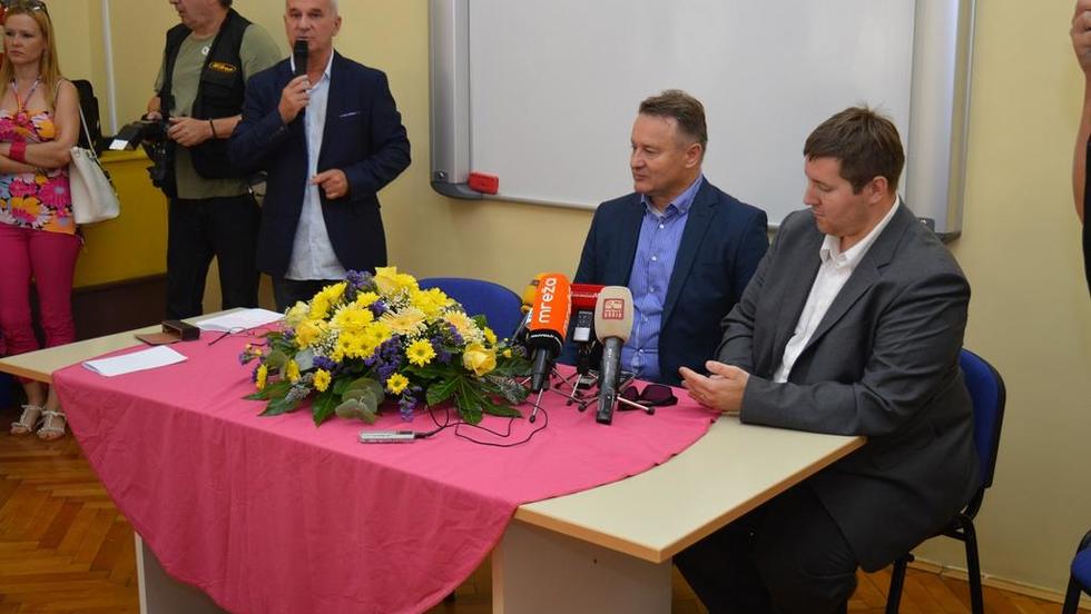 Župan Ivo Žinić najboljim učenicima uručio svjedodžbe državne mature