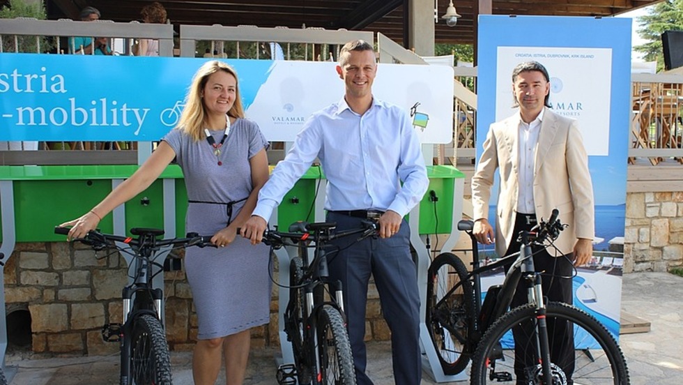 Istra dobila prve brendirane e-bike stanice