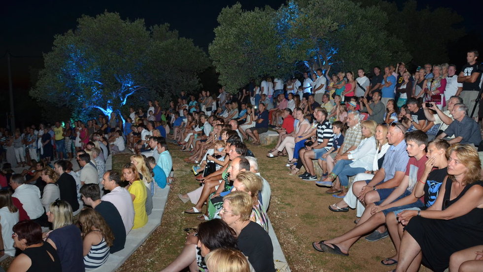 Lunjski maslinici u Ličko-senjskoj županiji kao spoj masline i čovjeka