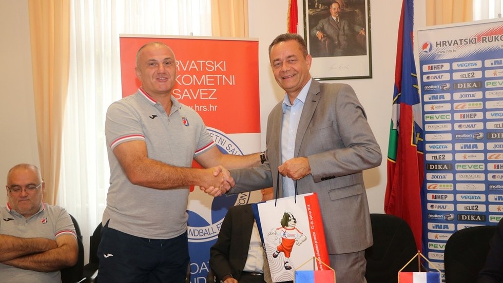 Župan Koren održao prijem za kadete Hrvatske rukometne reprezentacije