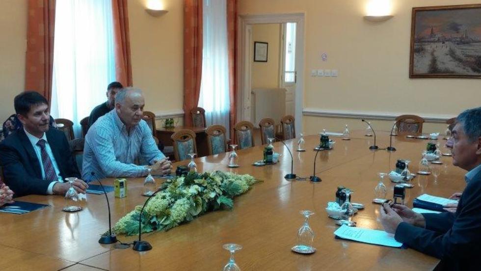 Novi ugovori za "Najbolju poduzetničku ideju" Osječko-baranjske županije