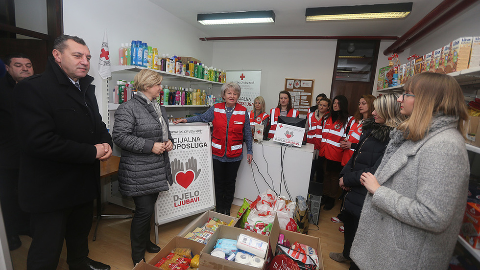 Donacija zaposlenika Virovitičko-podravske županije socijalnoj samoposluzi ”Djelo ljubavi” Virovitica