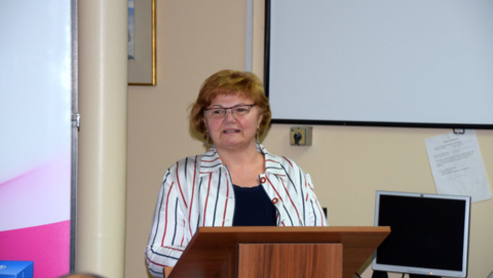 Karlovačka županija: Projekt darivanja rodilja "Bebina prva torba"