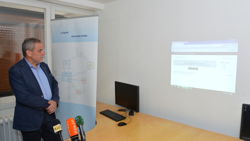 Predstavljena prva e-usluga u okviru projekta e-ZAGREB: Digitalizacija Gradske uprave