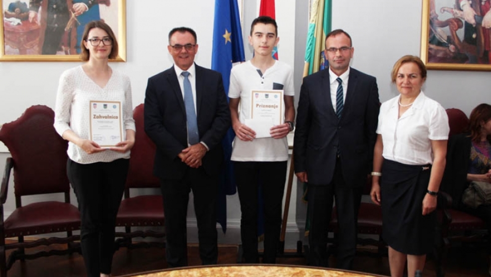 Dodijeljene nagrade za najbolje učeničke radove za natječaj "Kreativni, neovisni"