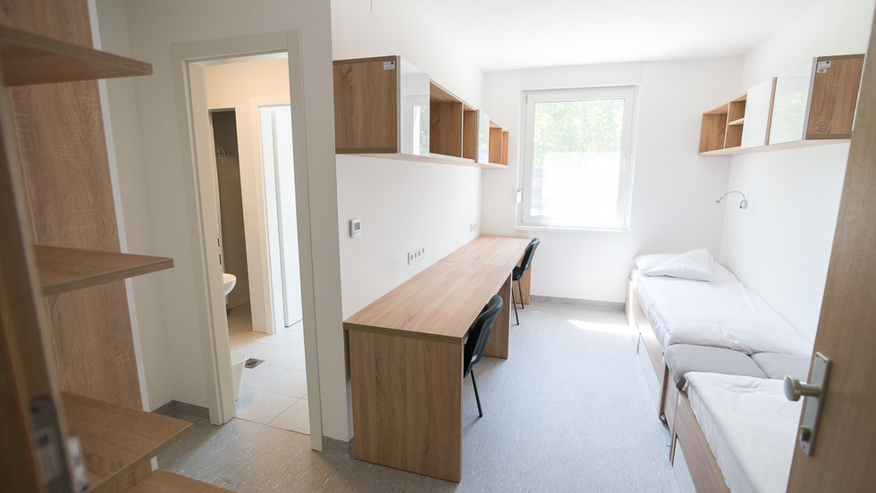 Otvoren obnovljeni Studentski dom u Osijeku