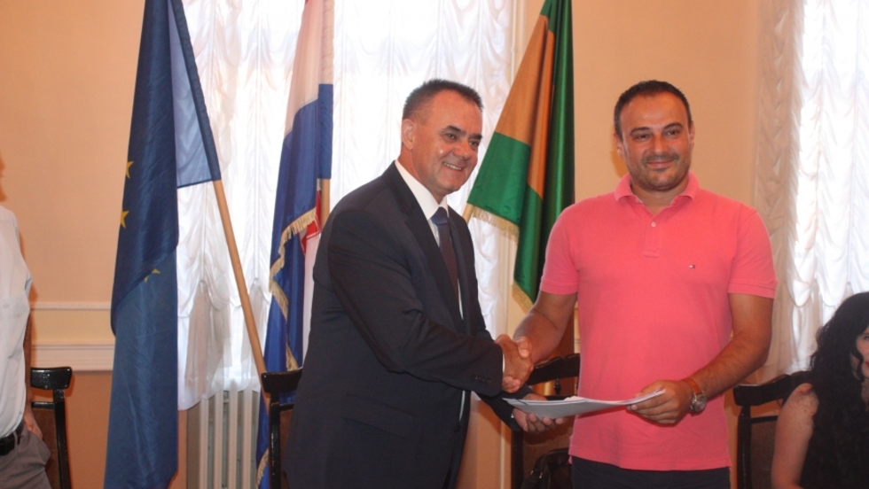 Požeško-slavonska županija: Potpisan ugovor o izvođenju radova obnove Županijske palače