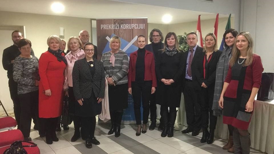 Transparentnošću i odgovornim ponašanjem do društva bez korupcije