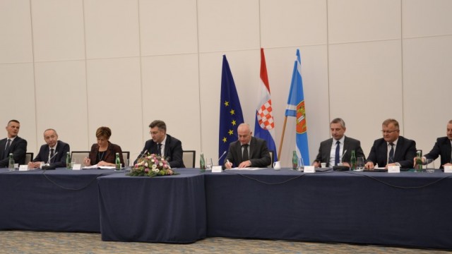 Predsjednik Vlade: „Važno je da čujemo vaše prijedloge za kvalitetniju iskorištenost europskih fondova“