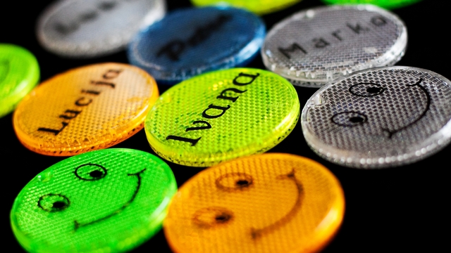 Podjela sigurnosnih krijesnica za učenike prvih razreda