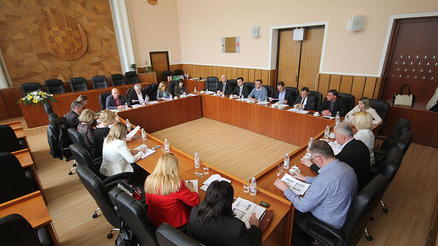 Slavonski župani na koordinaciji u Virovitici o poteškoćama u raspolaganju državnom imovinom i poljoprivrednim zemljištem