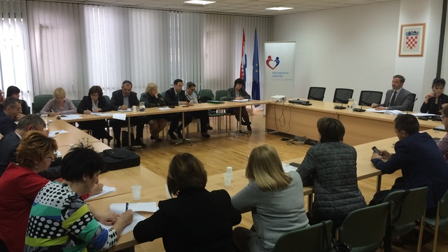 Gotovo 200 milijuna kuna iz EU fonda bit će uloženo u edukaciju i specijalizaciju mladih liječnika