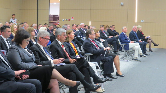 Više od sto gospodarstvenika na Hrvatsko-poljskom gospodarskom forumu u Dubrovniku