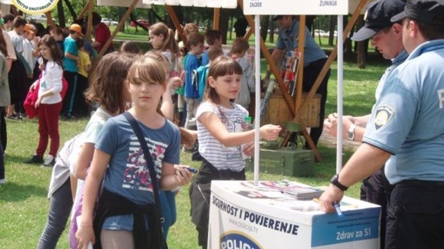 Zagrebačka županija sufinancira preventivne programe za učenike u suradnji s policijom