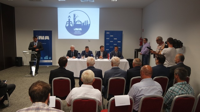 Ministar i župan u pogon pustili INA-in 450 milijuna kuna vrijedan Projekt Međimurje: „Ovdje je kolijevka naftnog gospodarstva Hrvatske“