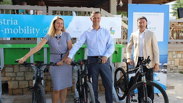 Istra dobila prve brendirane e-bike stanice