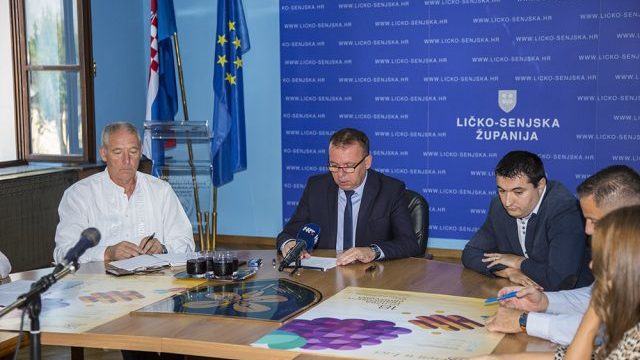 Župan Kolić održao konferenciju za novinare povodom održavanja manifestacije "Jesen u Lici"