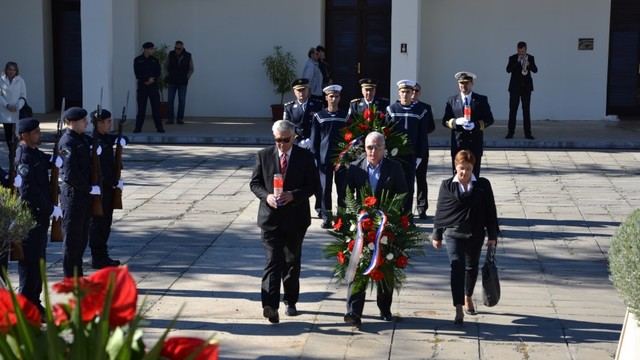 Uz Blagdan Svih svetih i Dušni dan položeni vijenci i zapaljene svijeće