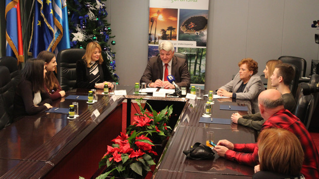 Potpisivanje ugovora o dodjeli županijskih stipendija studentima deficitarnih zanimanja u Primorsko-goranskoj županiji