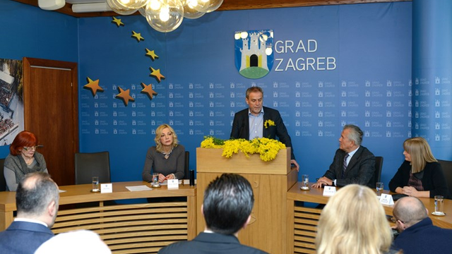 Nacionalni dan borbe protiv raka vrata maternice i Dan mimoza