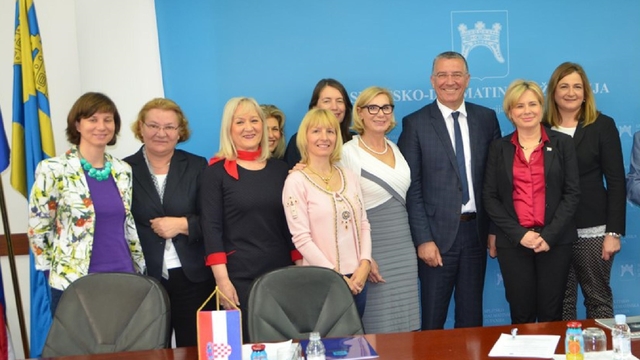 Župan Zlatko Ževrnja potpisao Sporazum o suradnji na projektu „Razvoj poduzetništva žena kroz intelektualni kapital kao potencijal“