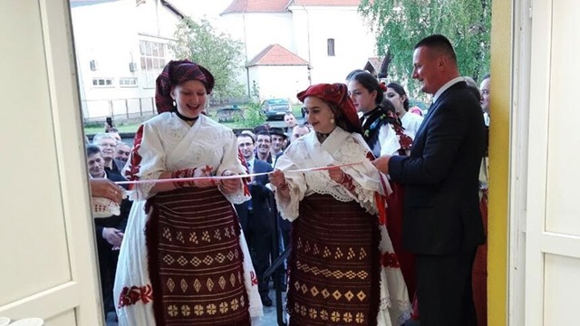 Brodsko-posavski župan Marušić svečano otvorio 3,5 milijuna kuna vrijedan Društveni dom