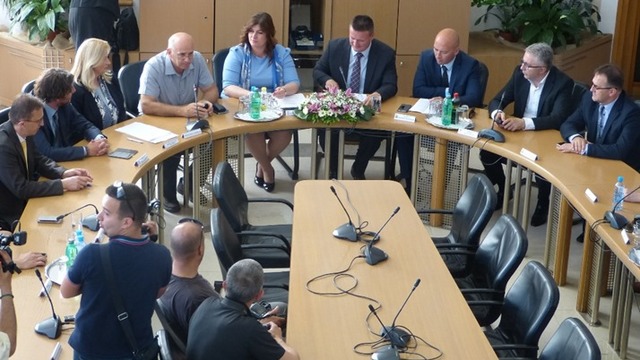 U Slavonskom Brodu potpisan ugovor za projekt Pametne škole u okviru Programa prekogranične suradnje