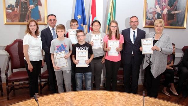 Dodijeljene nagrade za najbolje učeničke radove za natječaj "Kreativni, neovisni"