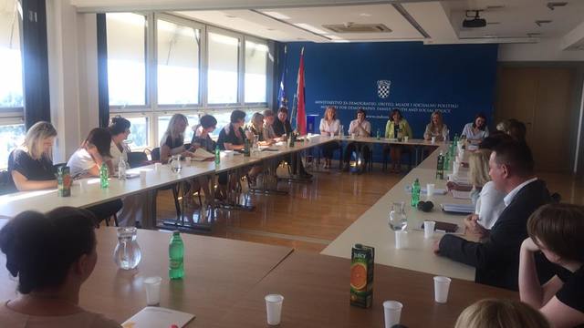 Održan sastanak o školskoj prehrani