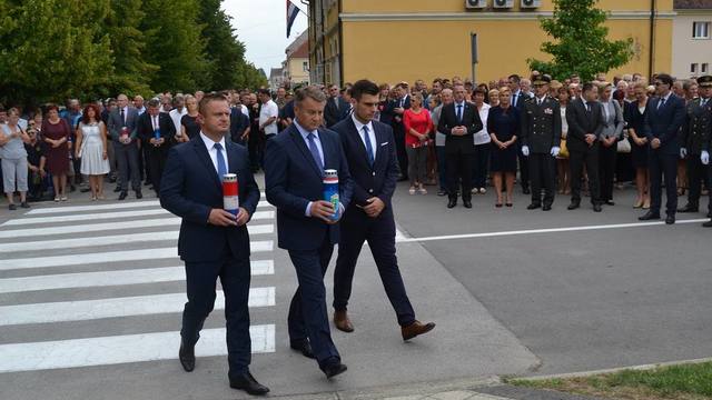 Sisačko-moslavačka županija: Svečanost u Glini