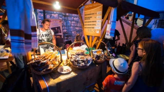 Bogata gastro i eno ponuda Osječko-baranjske županije predstavljena u Vrbniku