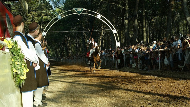 Istarska županija: Objavljen Javni poziv za dodjelu potpora turističkim manifestacijama